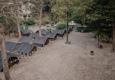 beach camping in Rishikesh