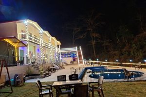 luxury camps in shivpuri